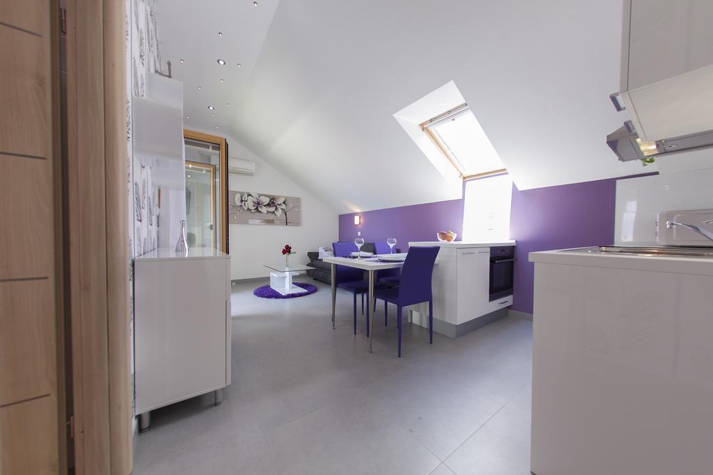 Apartments Benika Bol Chambre photo