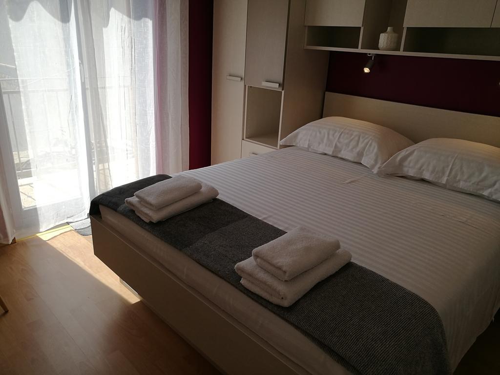 Apartments Benika Bol Extérieur photo